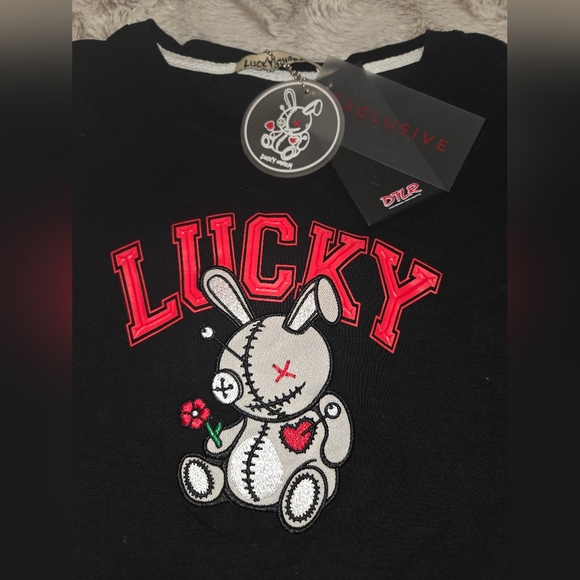 Black Lucky Graphic T-Shirt - Picture 1 of 8
